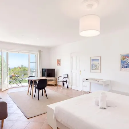 L35 Sea View-swimming Pool, Terrace&bbq Holiday home Colomars