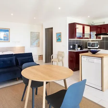 L35 Sea View-swimming Pool, Terrace&bbq *