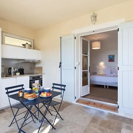 L35 Sea View-swimming Pool, Terrace&bbq