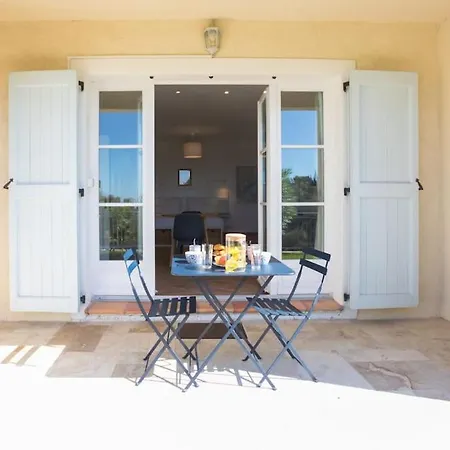 Holiday home L35 Sea View-swimming Pool, Terrace&bbq