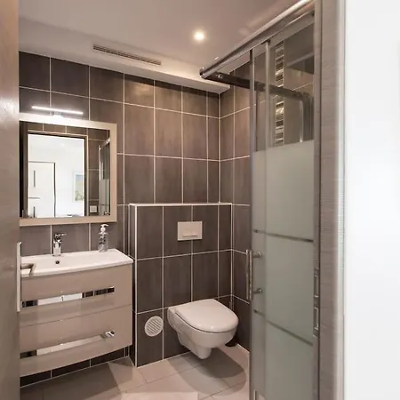Holiday home L35 Sea View-swimming Pool, Terrace&bbq *